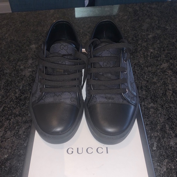 Gucci Shoes - Picture 2 of 3